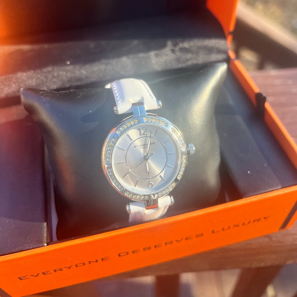 Stührling white watch womens. - Picture 4 of 8